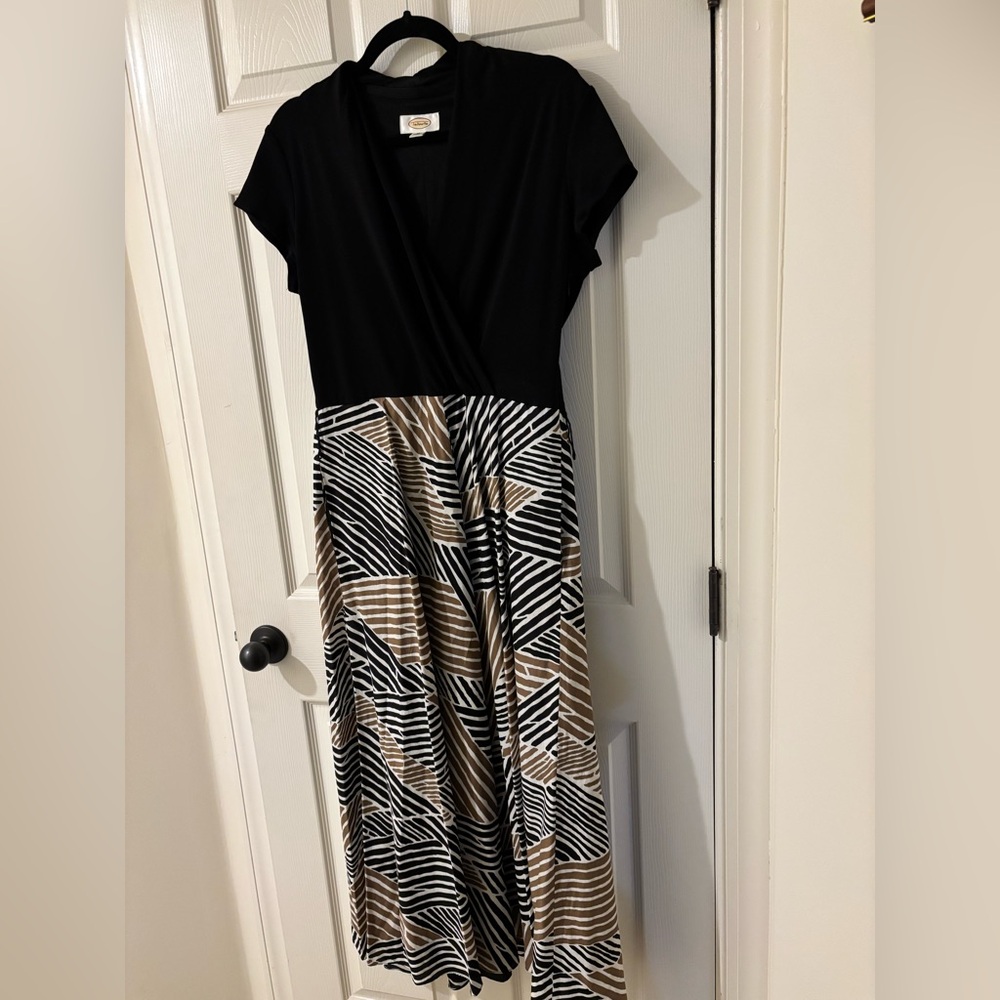 Talbots Black and Tan Patterned Maxi Dress Size 12